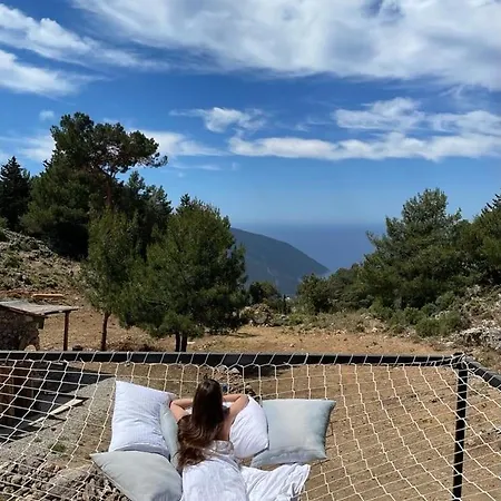 Tuerkdomes Glamping Campingplatz Alinca