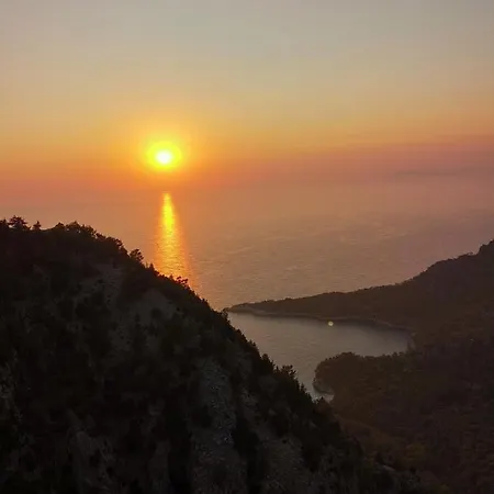 Tuerkdomes Glamping Alinca