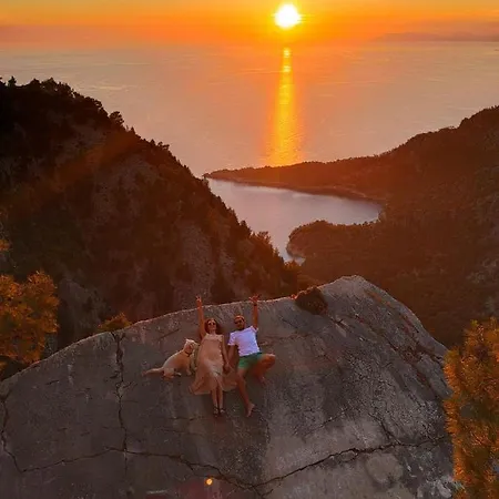 Tuerkdomes Glamping Campingplads *