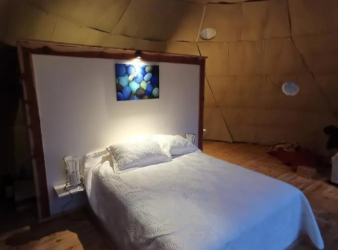 Tuerkdomes Glamping Кемпинг